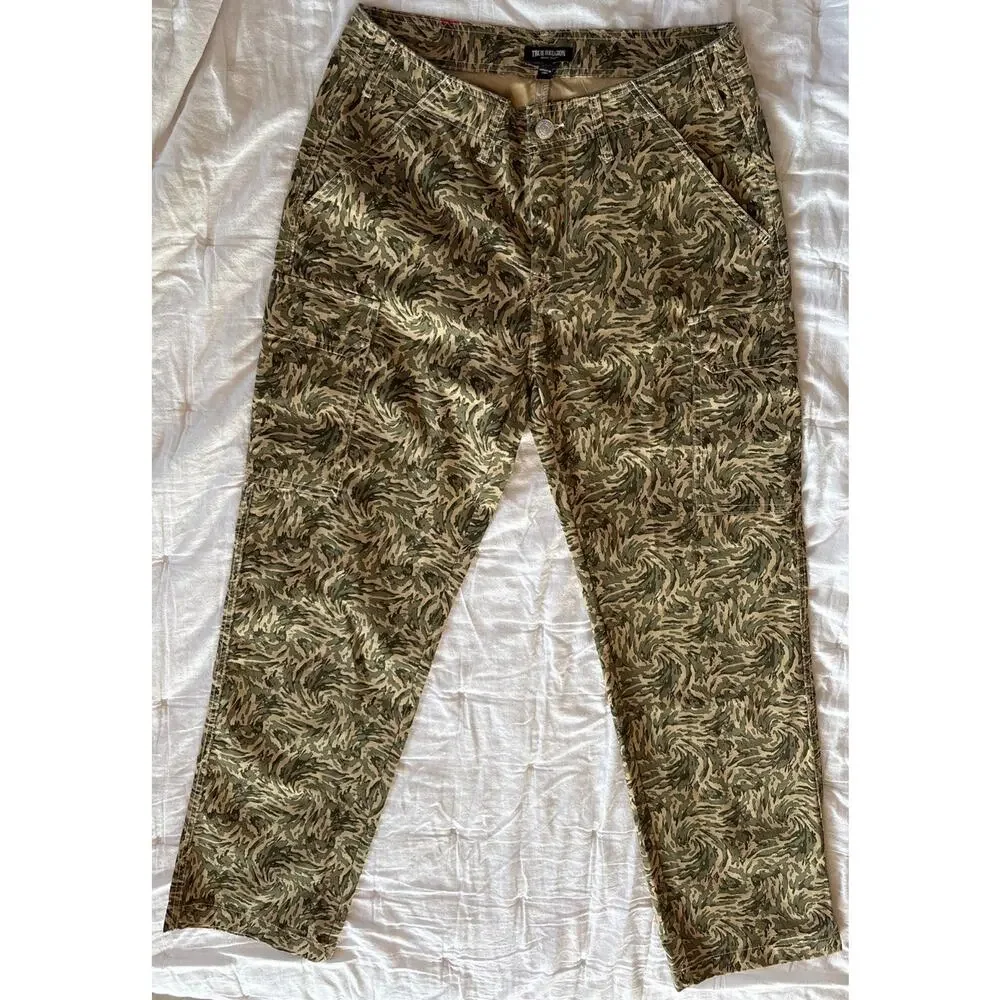 NWT True Religion Abstract Camo SN Cargo Pants Men’s Size 32x32 $129 World Tour